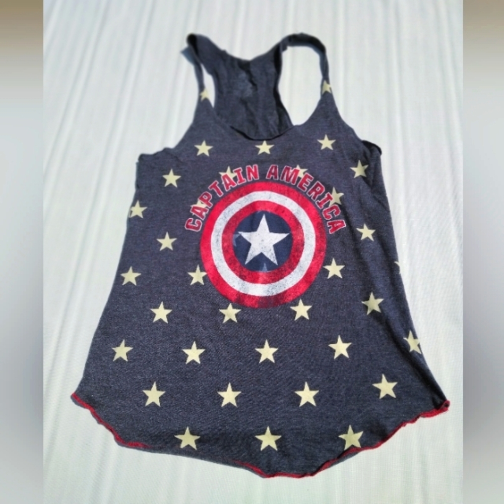 Marvel Captain America tank top red white and blue